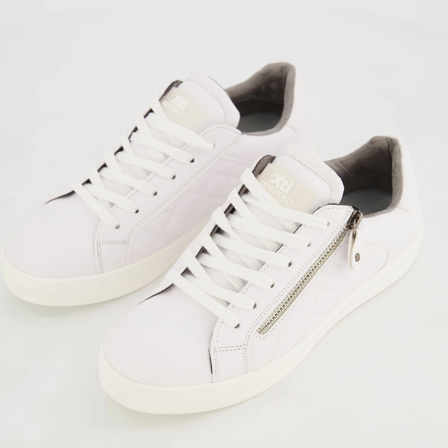 Xti White Zipped Trainers 5 Xti White Zipped Trainers - Image 3