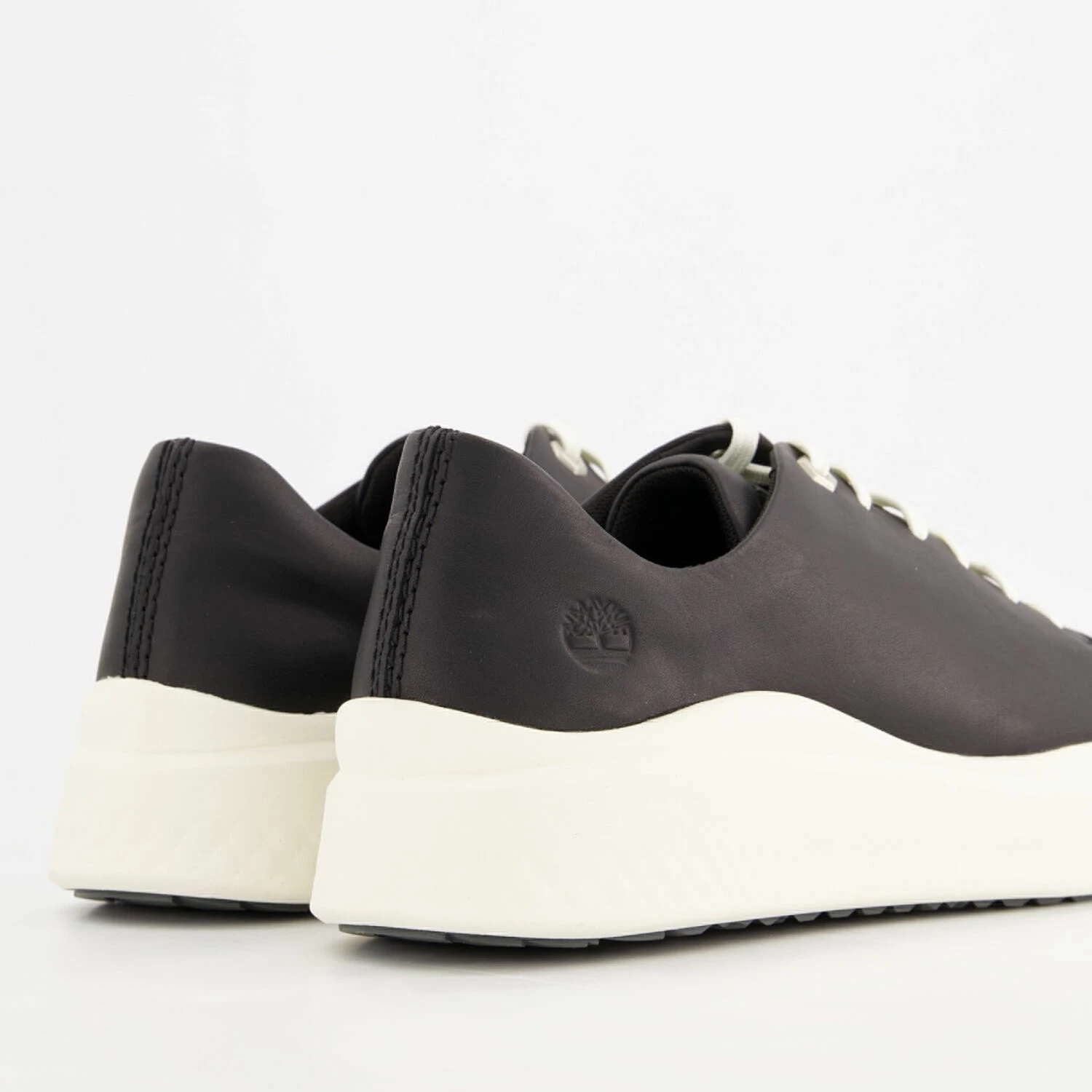 Timberland Black Leather Nite Flex Trainers 4 Timberland Black Leather Nite Flex Trainers - Image 2