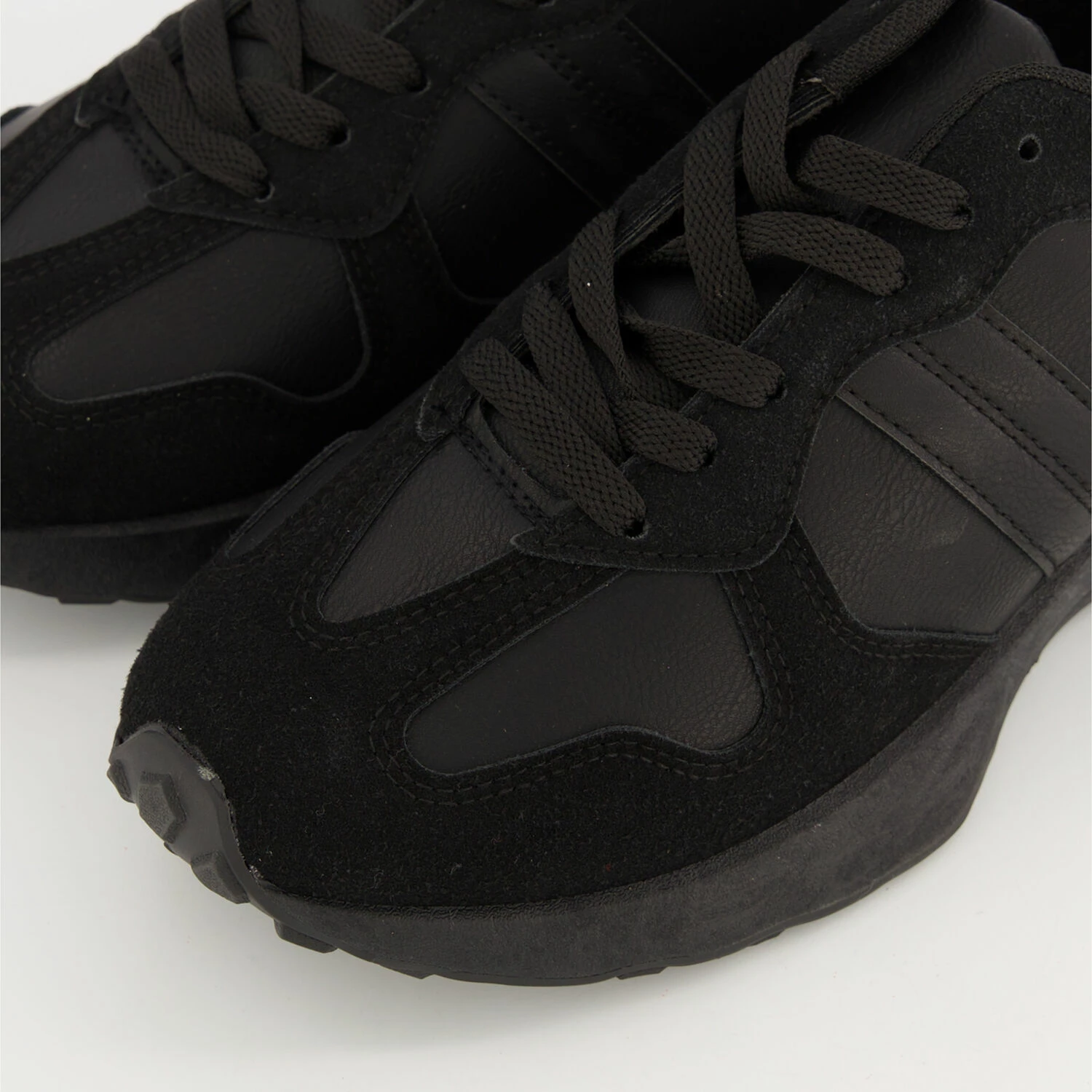 Truffle Collection Black Wflyon Trainers 5 Truffle Collection Black Wflyon Trainers - Image 3