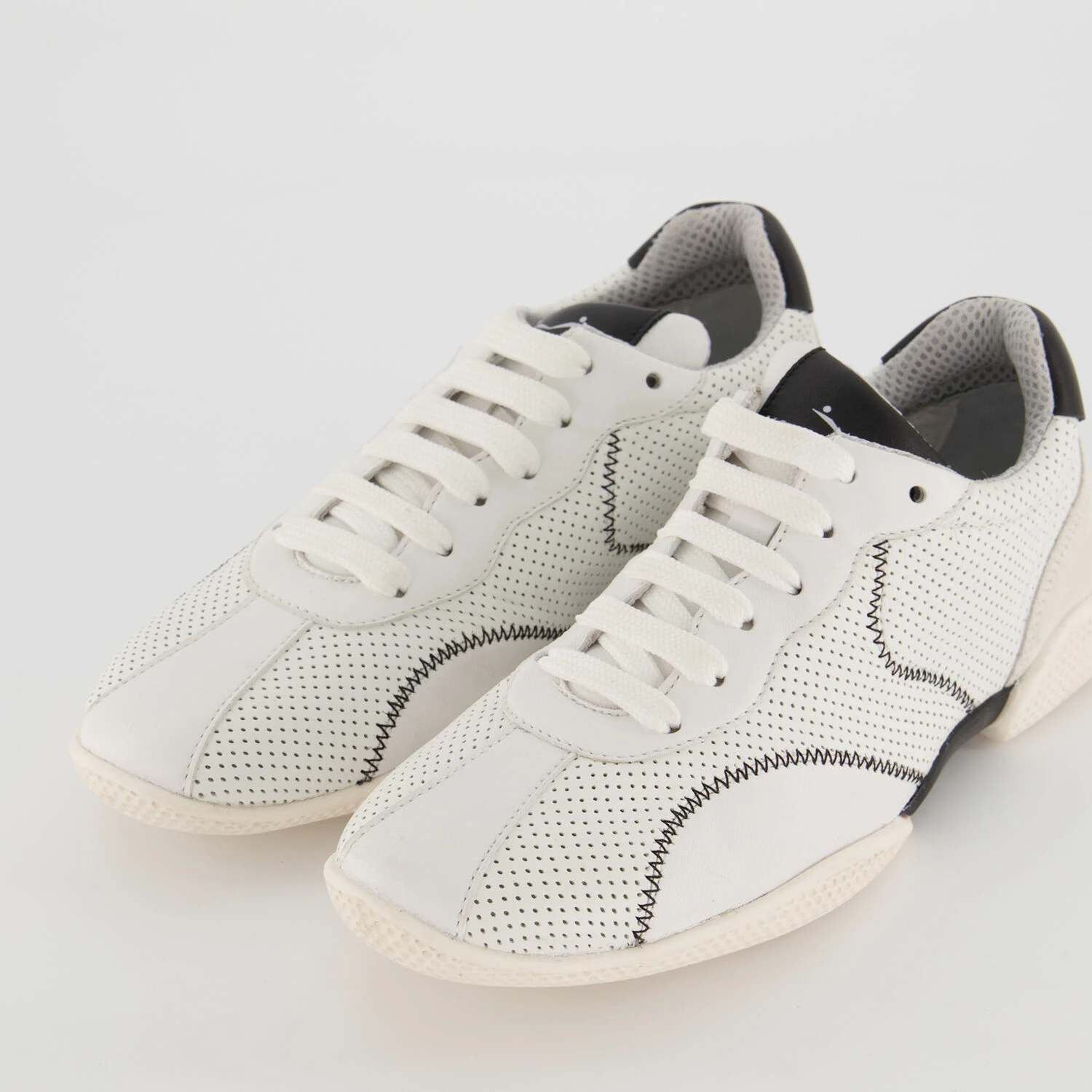 Voile Blanche White Leather Perforated Trainers 5 Voile Blanche White Leather Perforated Trainers - Image 3