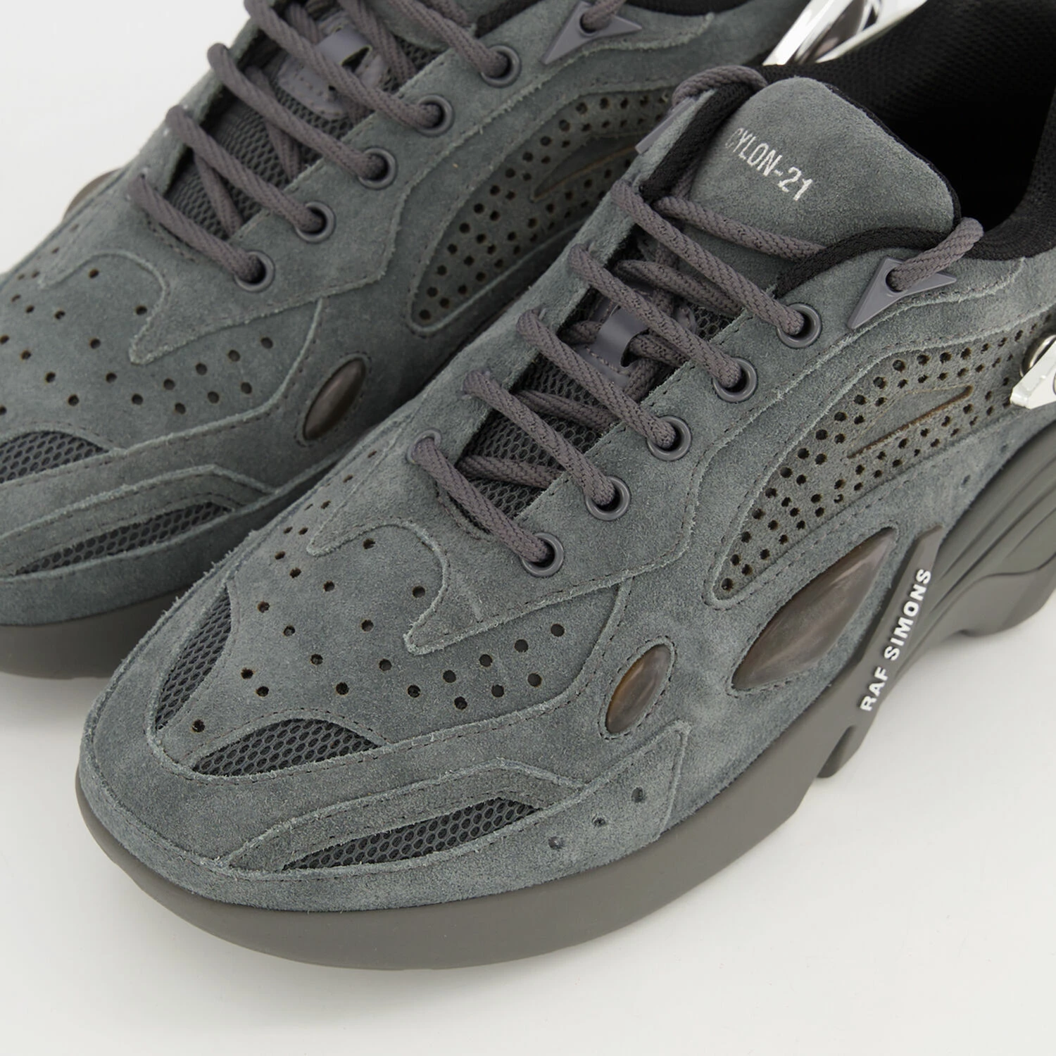 Raf Simons Grey Cylon 21 Trainers 5 Raf Simons Grey Cylon 21 Trainers - Image 3